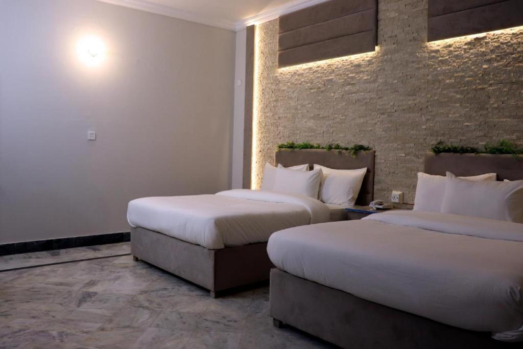 Thomas Guest House Islamabad Exterior foto